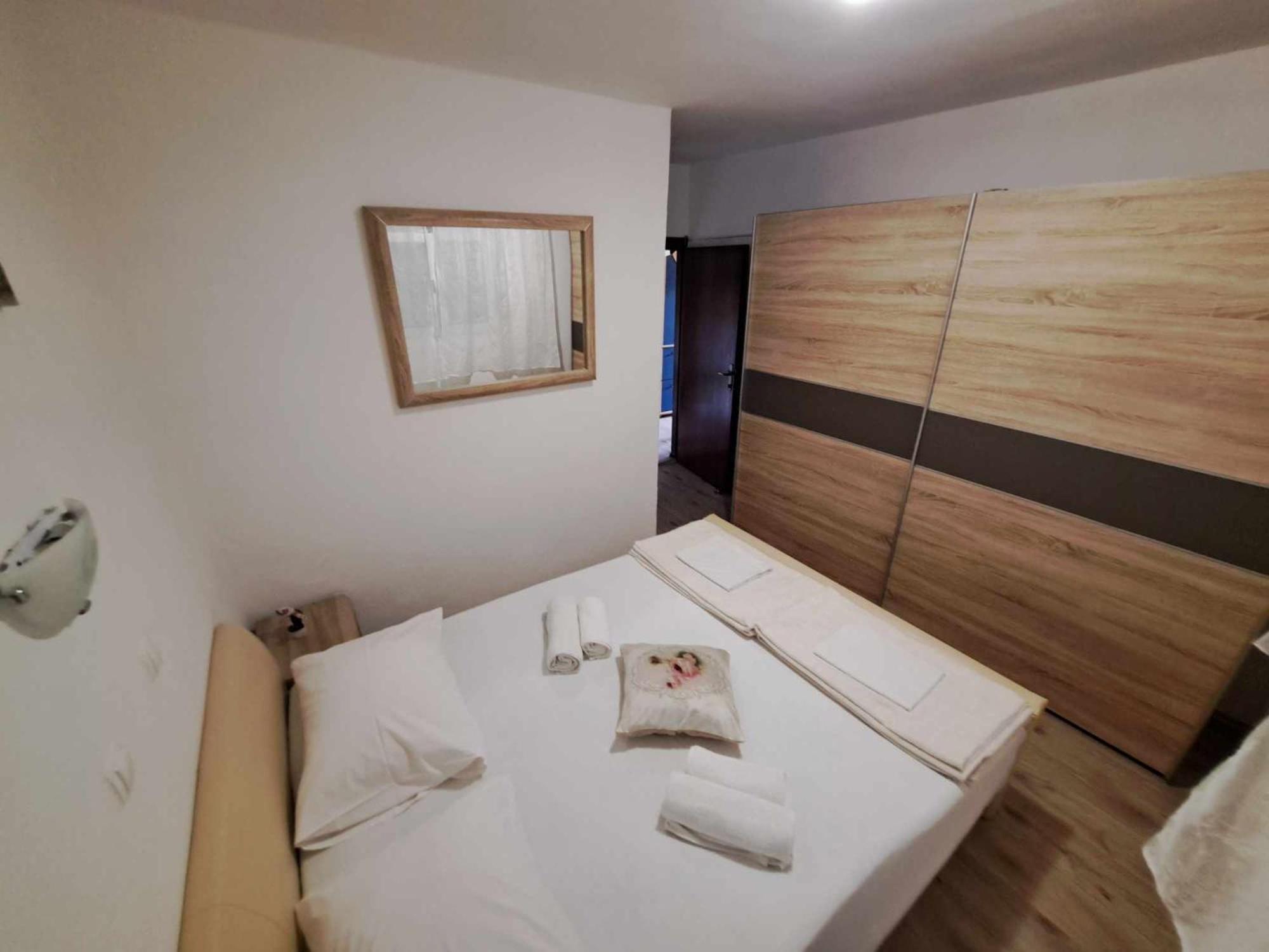 Apartments Lota Starigrad Paklenica Exterior photo